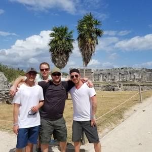 Meet your Posher, Shawn